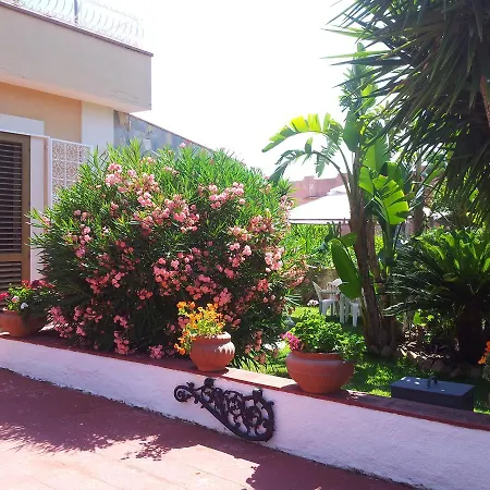 Apartament Elia *